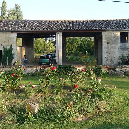 Chambres D'Hotes Entre Niort Et Marais Poitevin Bessines Екстериор снимка
